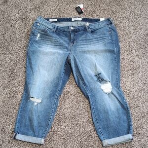 NEW Torrid Skinny Cropped Distressed Stretchy Embroidered Jeans Plus Size 20